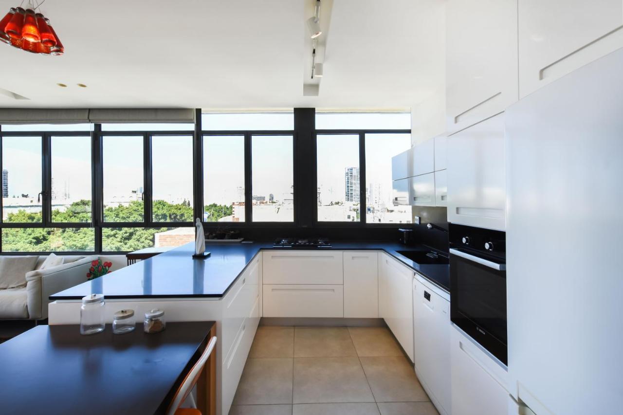 Out Of Time By Holyguest Tel Aviv Exterior foto